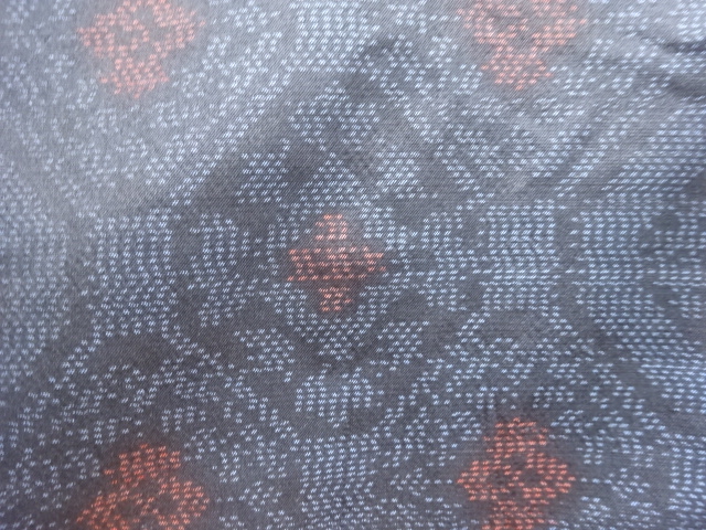 JAPANESE KIMONO / ANTIQUE KIMONO / SILK / DORO OSHIMA TSUMUGI / WOVEN FLORAL CREST
